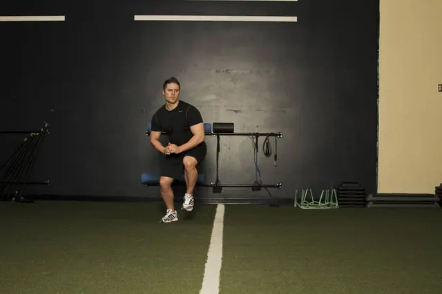 Alternate Leg Diagonal Bound, finishing position