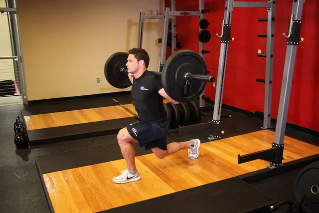 Barbell Lunge, finishing position