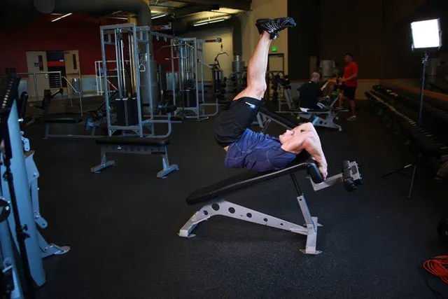 Decline Reverse Crunch, finishing position