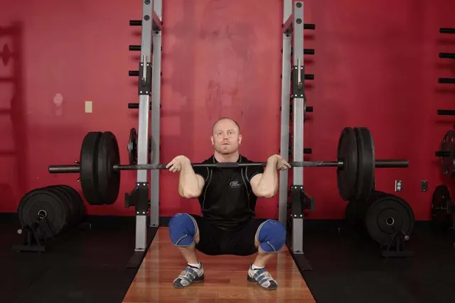 Front Squat (Clean Grip), finishing position