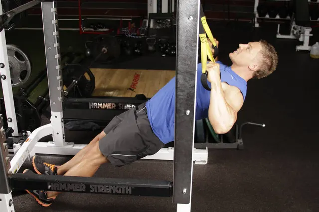 Inverted Row with Straps, finishing position