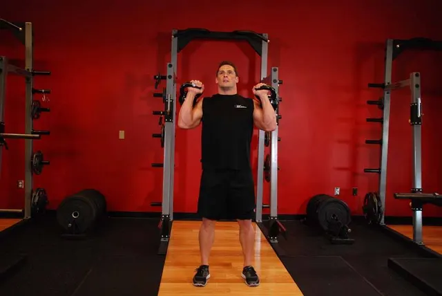 Kettlebell Seesaw Press, starting position