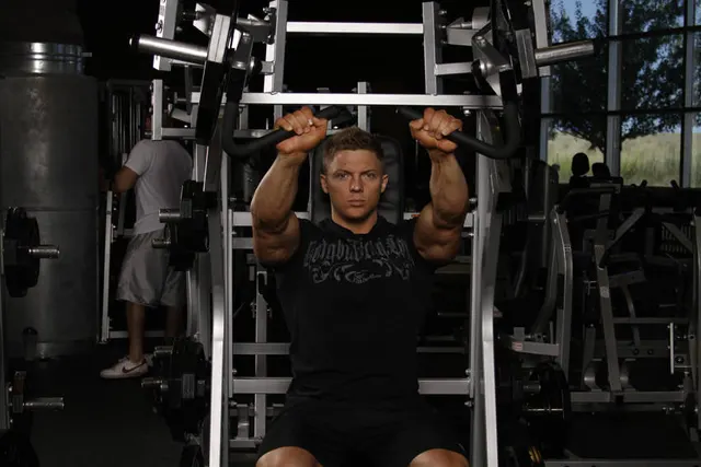 Leverage Incline Chest Press, finishing position