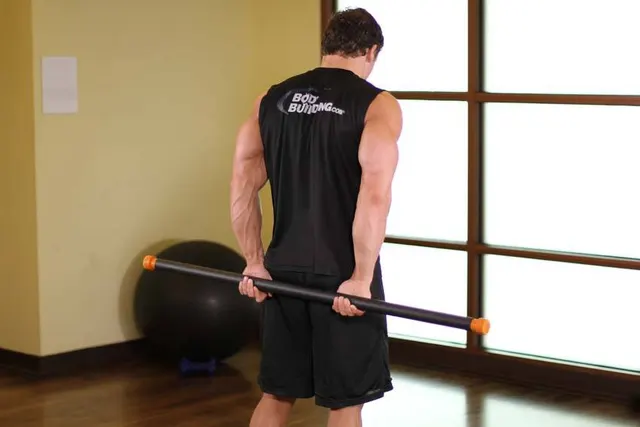 Round The World Shoulder Stretch, starting position