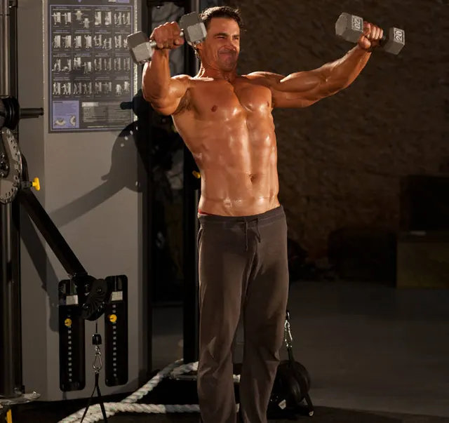 Side Laterals to Front Raise, finishing position
