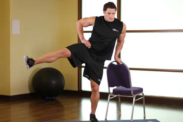 Side Leg Raises, finishing position