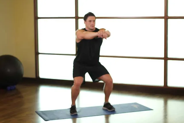 Sit Squats, finishing position