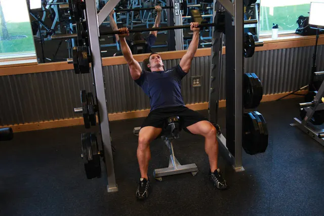 Smith Machine Incline Bench Press, finishing position