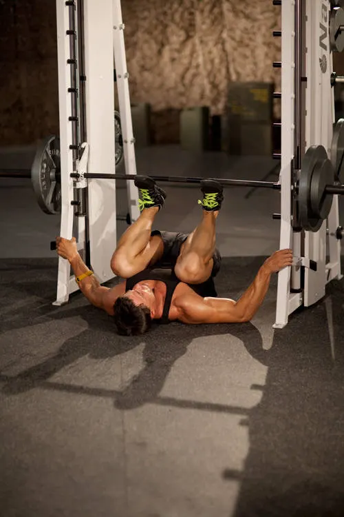 Smith Machine Leg Press, finishing position