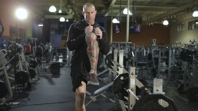 Step-up with Knee Raise, finishing position