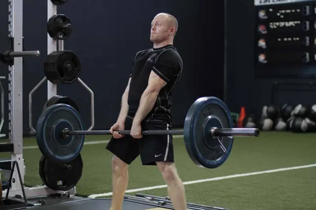 Sumo Deadlift, finishing position
